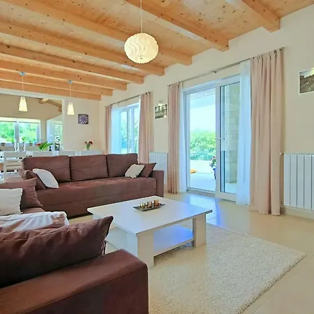 Villa Patricia *